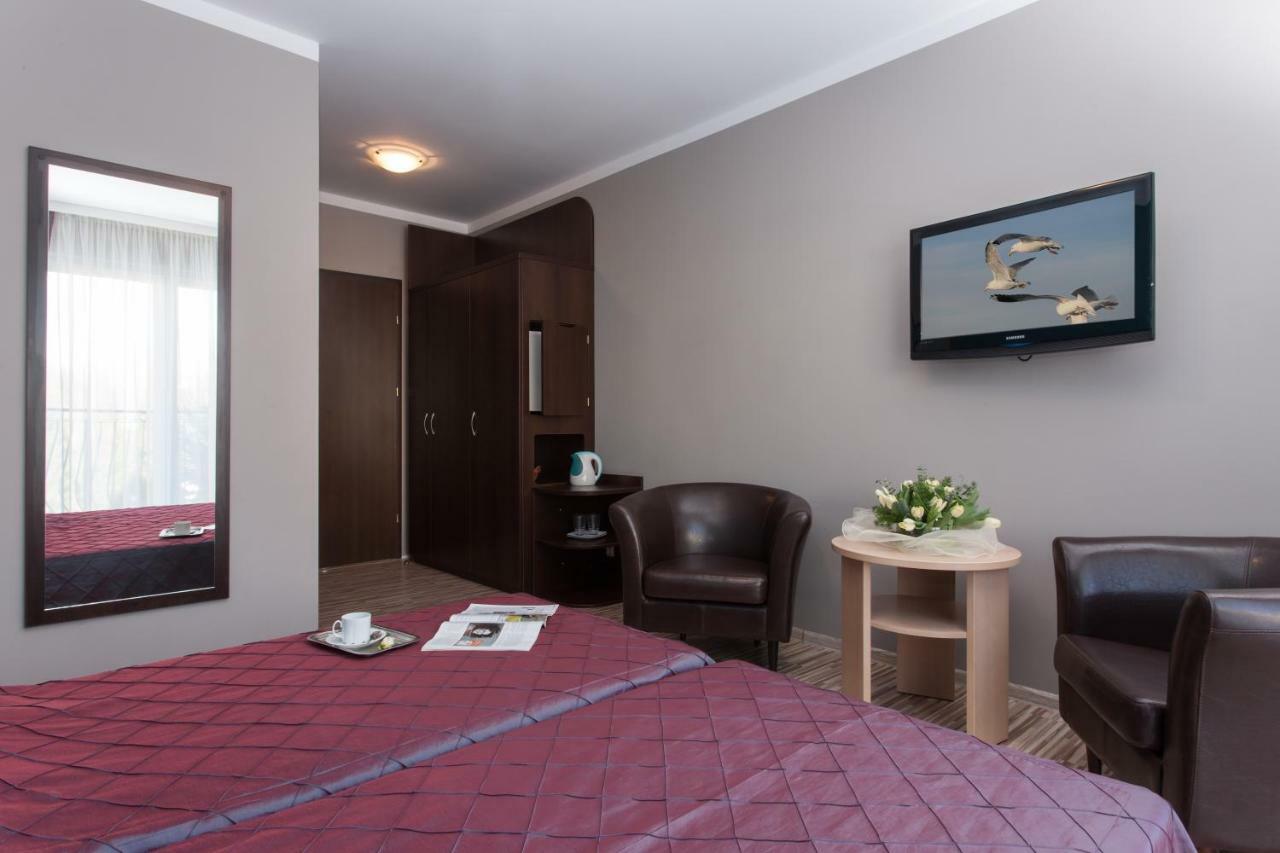 Na Bialej Apartment Rewal Exterior photo