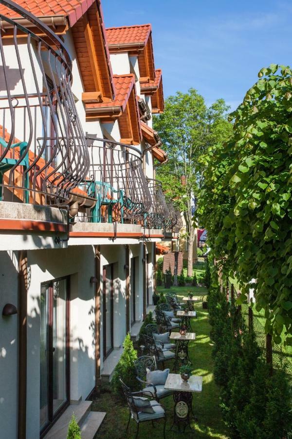 Na Bialej Apartment Rewal Exterior photo